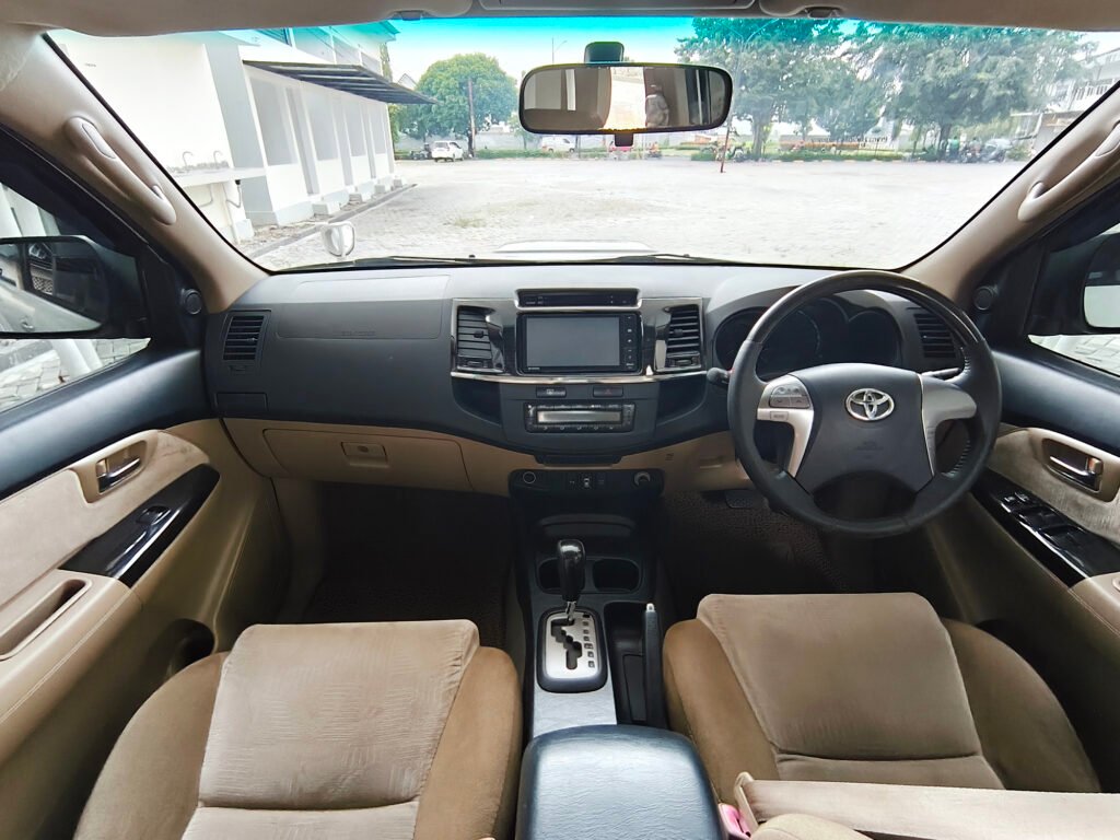 Toyota Fortuner VNT TRD Diesel 2013 AT