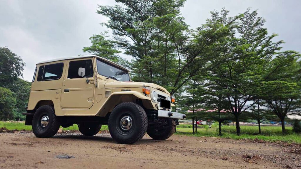Toyota FJ40 Hardtop 1978, Jual beli mobil bekas, kredit mobil syariah