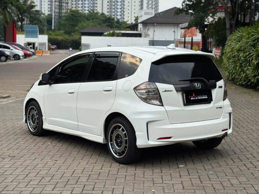 Honda Jazz RS 2013 AT