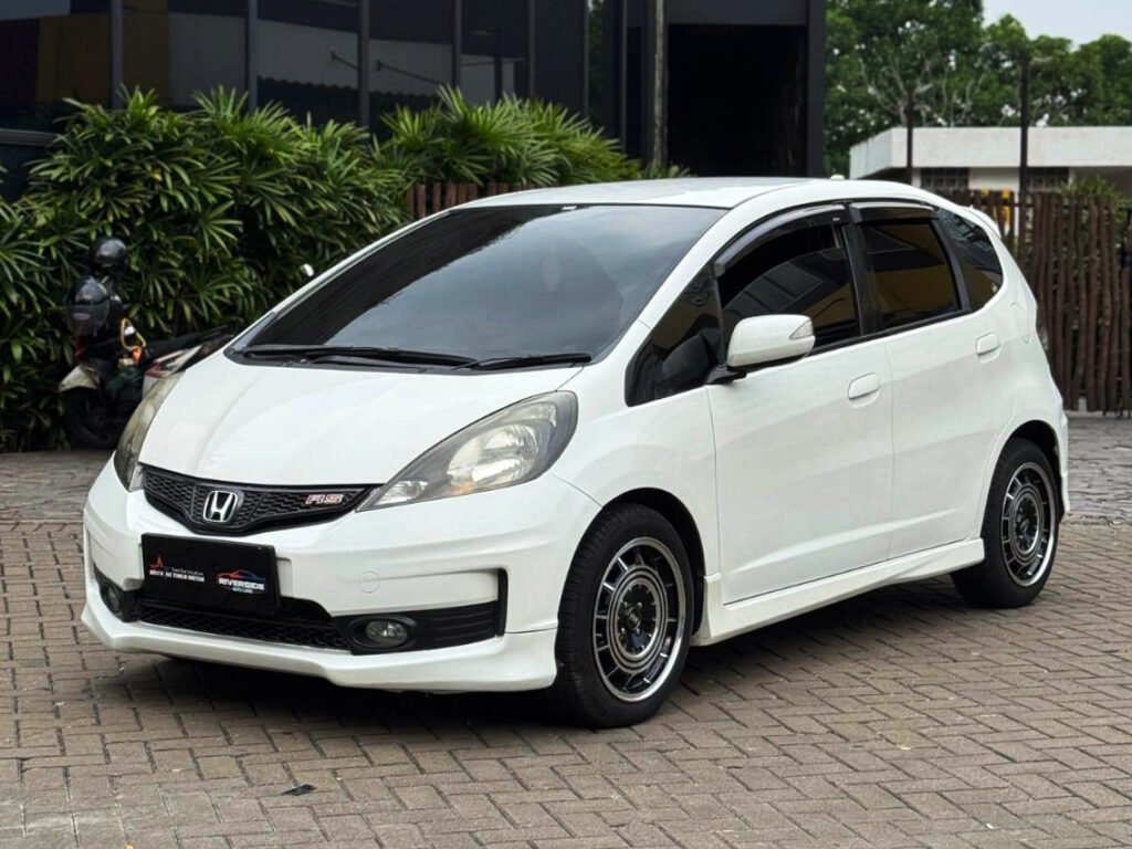 Honda Jazz RS 2013 AT