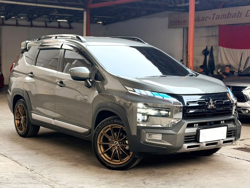 mitsubishi xpander cross premium 2023 at, Jual beli mobil bekas, kredit mobil syariah